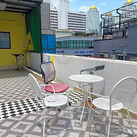 Miracle Gallery Hotel